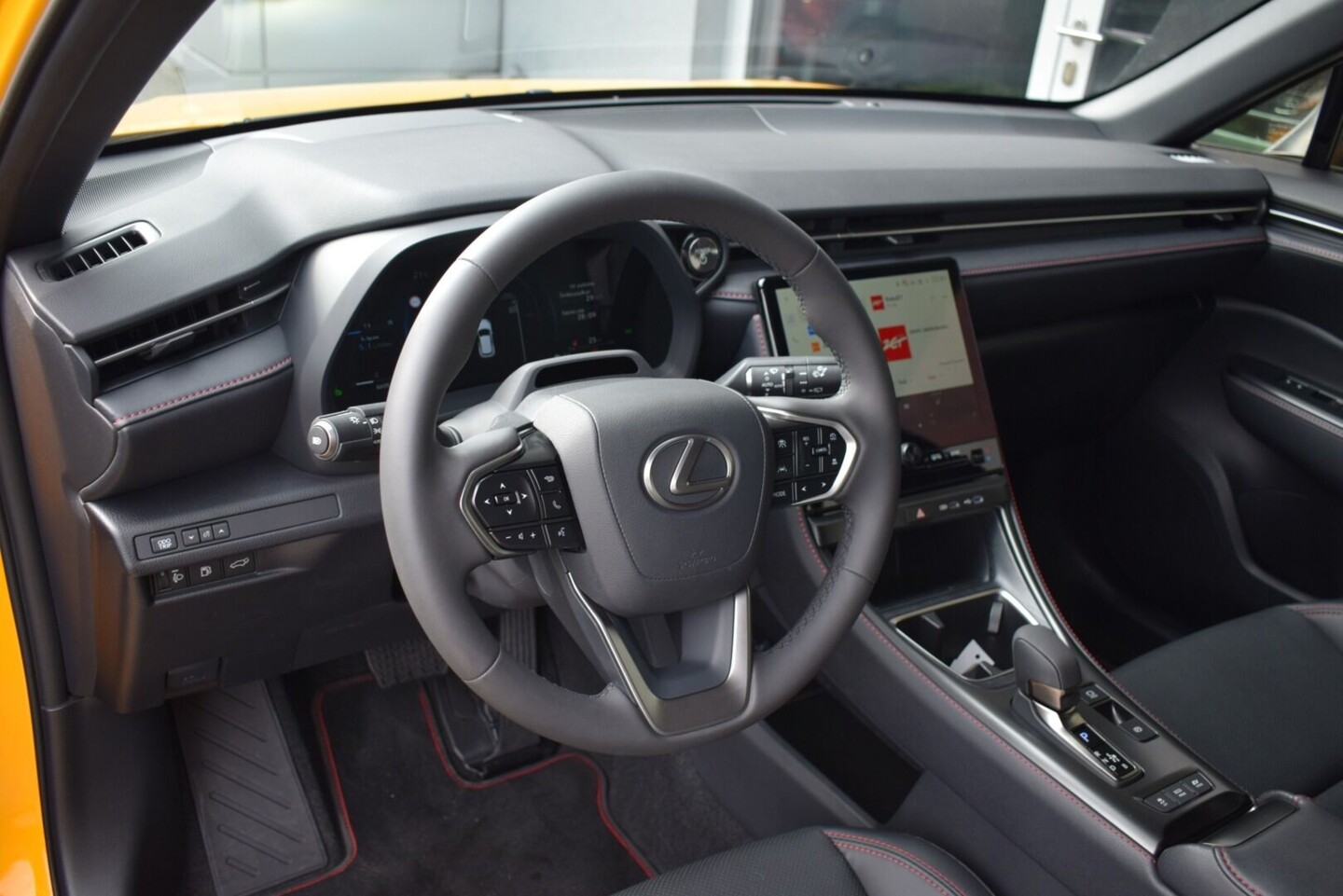 Lexus LBX